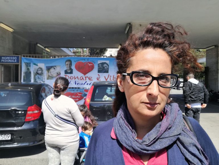 Genitori dei bimbi trapiantati al quarto giorno di sciopero: “Vogliamo incontrare il presidente Mattarella”