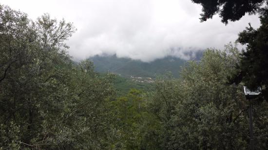 Gragnano: mega villa con terrazzo e piscina sequestrata dai carabinieri nel Parco dei Monti Lattari