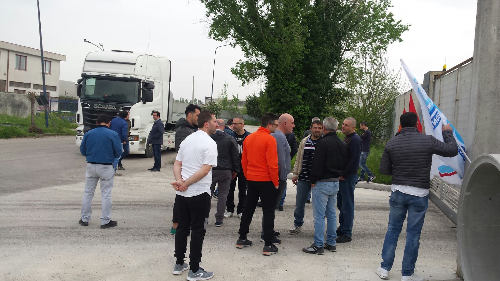 Mecfond aereospace di Caivano, licenziati tutti i dipendenti: scatta la protesta