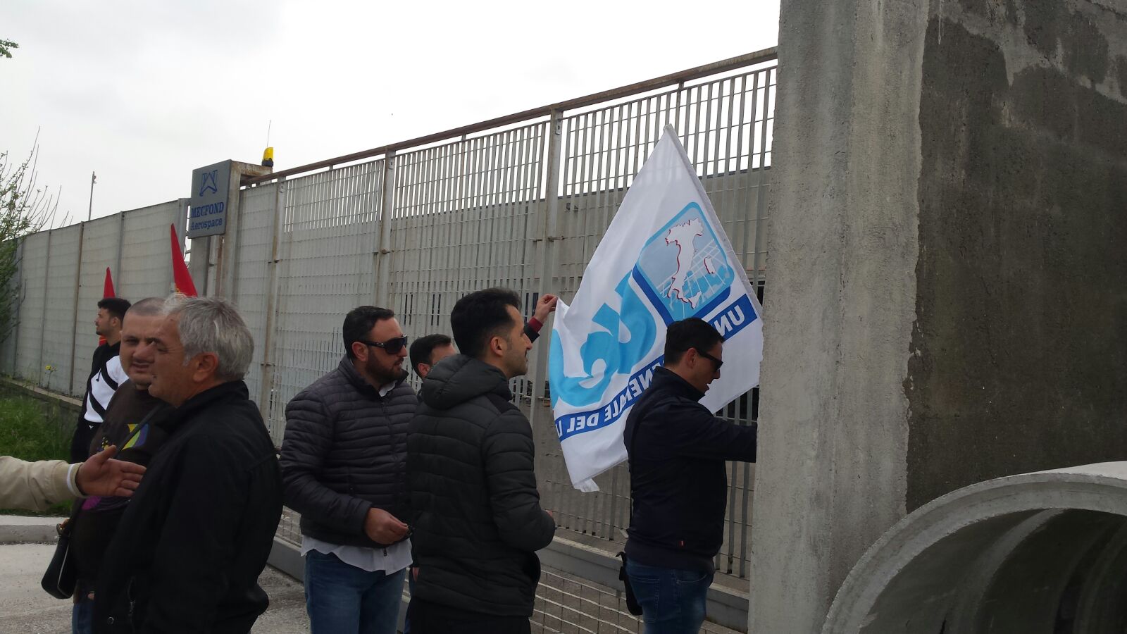 Mecfond aereospace di Caivano, licenziati tutti i dipendenti: scatta la protesta