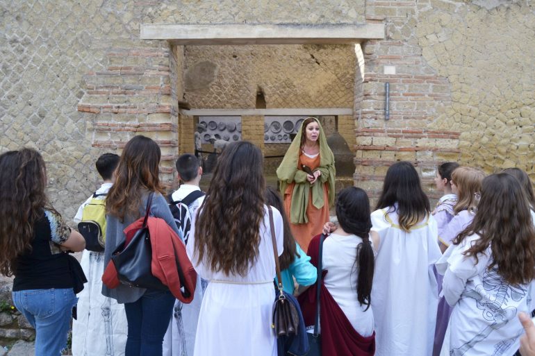 ‘Historiae. Ti racconto Ercolano’: le scuole coinvolte in un progetto di percorso teatralizzato