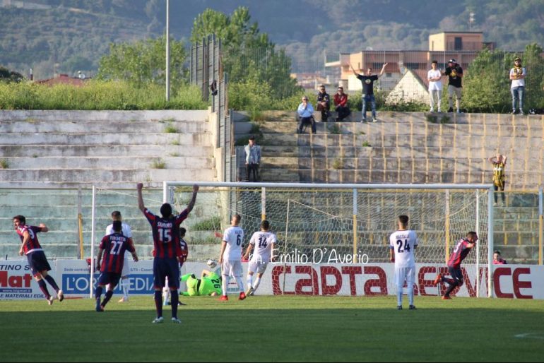 La Juve Stabia crolla a Caserta nel recupero