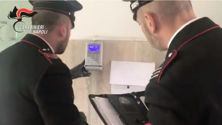 Furbetti del cartellino: 14 avvisi di garanzia in Friuli