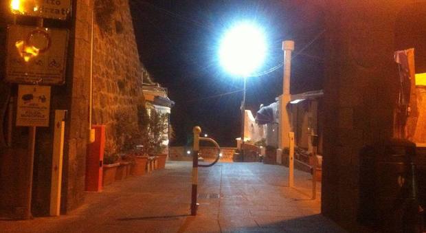 Turista deceduta a Ischia: i carabinieri sequestrano la salma