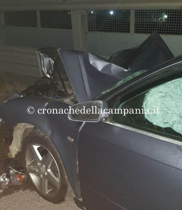 Rapinano deposito merce, individuati da pattuglia dell’Esercito si schiantano nella fuga. IL VIDEO