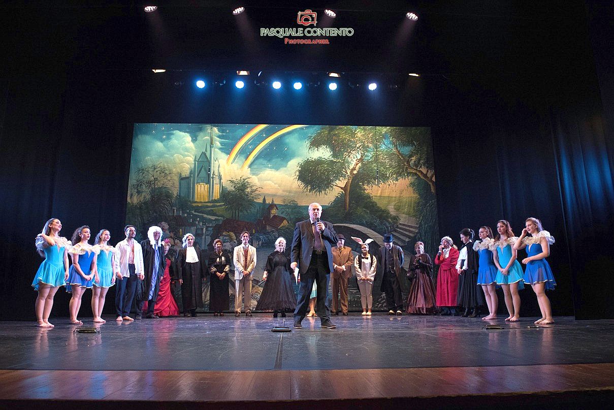 Napoli, teatro Acacia: grande successo della Compagnia “Passioni Teatrali“