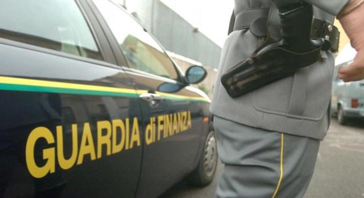 Pusher con il reddito di cittadinanza: arrestato 58enne in provincia di Caserta