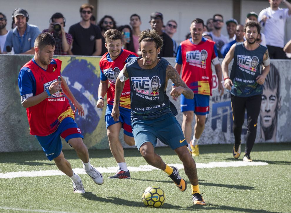 Arriva a Napoli “Neymar Jr’s Five”: l’evento mondiale di Street Soccer organizzato da Red Bull