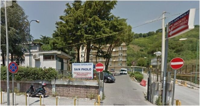 Napoli, morto in ospedale dopo 6 ore di attesa, il figlio: ‘Indifferenza, vogliamo giustizia’