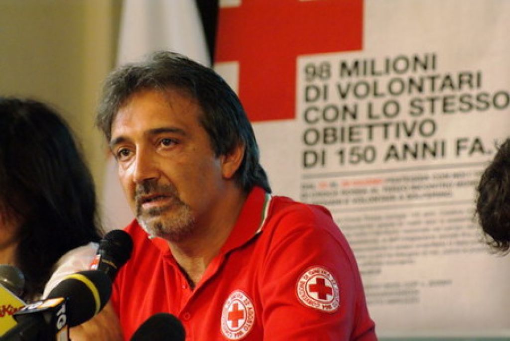 Napoli, Rocca (Cri): ‘Da inizio anno 30 attacchi ad ambulanze’