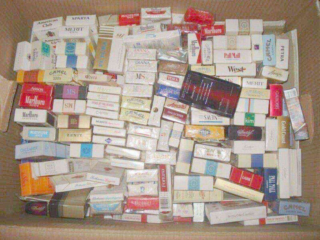 Contrabbando di sigarette a Chiaiano: arrestato 59enne con 19 kg di tabacco illegale