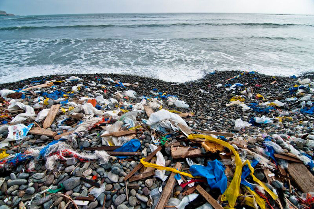 Legambiente: ‘In Campania sette rifiuti ogni metro di spiaggia’