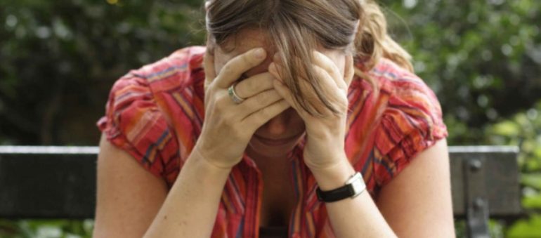 droga e violentata a Napoli