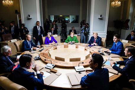 G7: accordo sul commercio, almeno Conte dice così