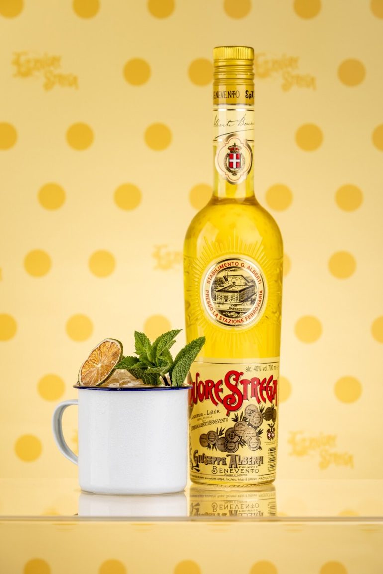 Ugo Acampora, un napoletano finalista al Premio Strega Mixology