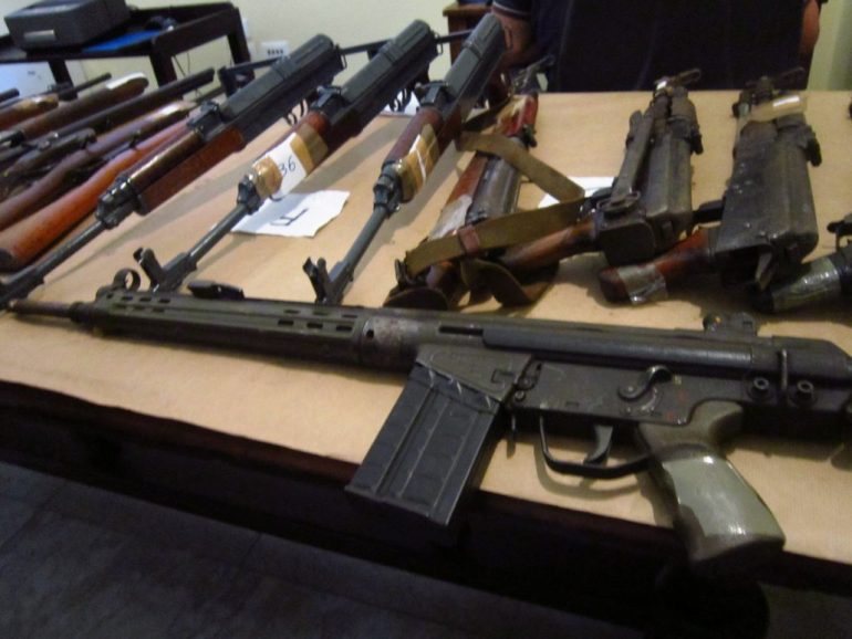 Contrabbando internazionale armi guerra, 14 arresti