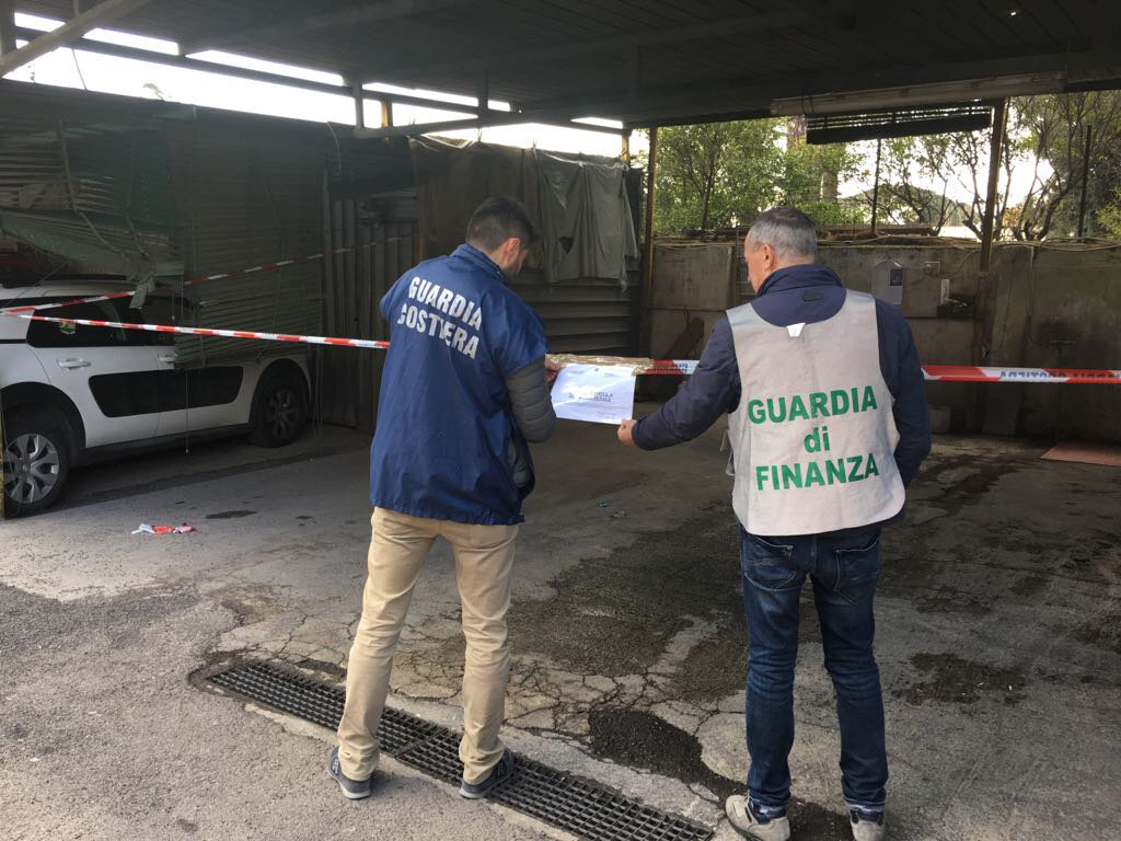 San Giorgio a Cremano, violazione della normativa ambientale: sequestrati 3 autolavaggi