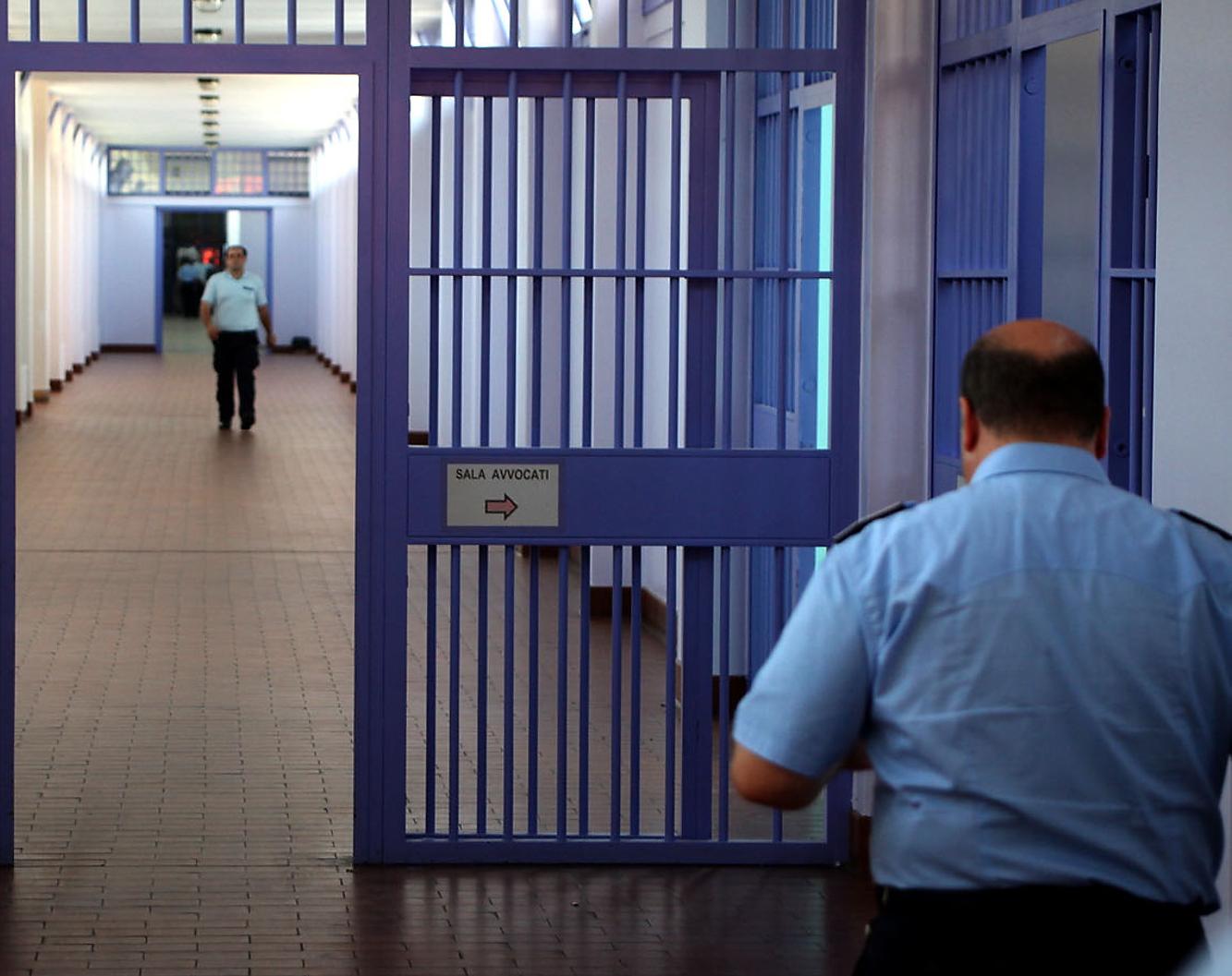 Carceri: superata quota 60 mila detenuti, non accadeva dal 2014