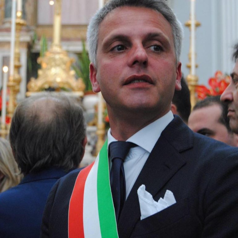 Maltempo, il sindaco di Ottaviano polemizza con la protezione civile: per domani scuole chiuse