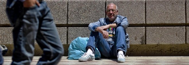 Napoli, sciopero della fame di un ‘ex partita Iva’, io l’invisibile