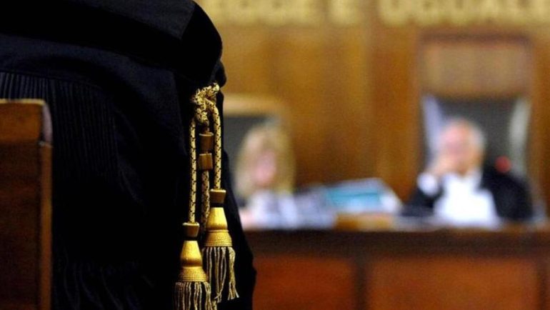 napoli rapina anziana