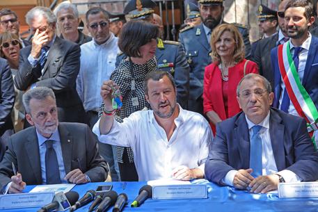 Salvini in Calabria: la n’drangheta è una merda (ora Saviano cosa dirà?)