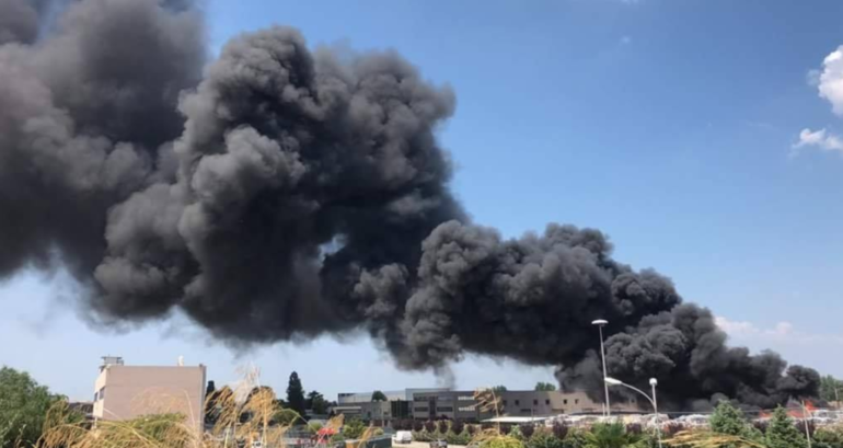 Caivano. Arpac prontamente intervenuta per monitorare gli effetti dell’incendio