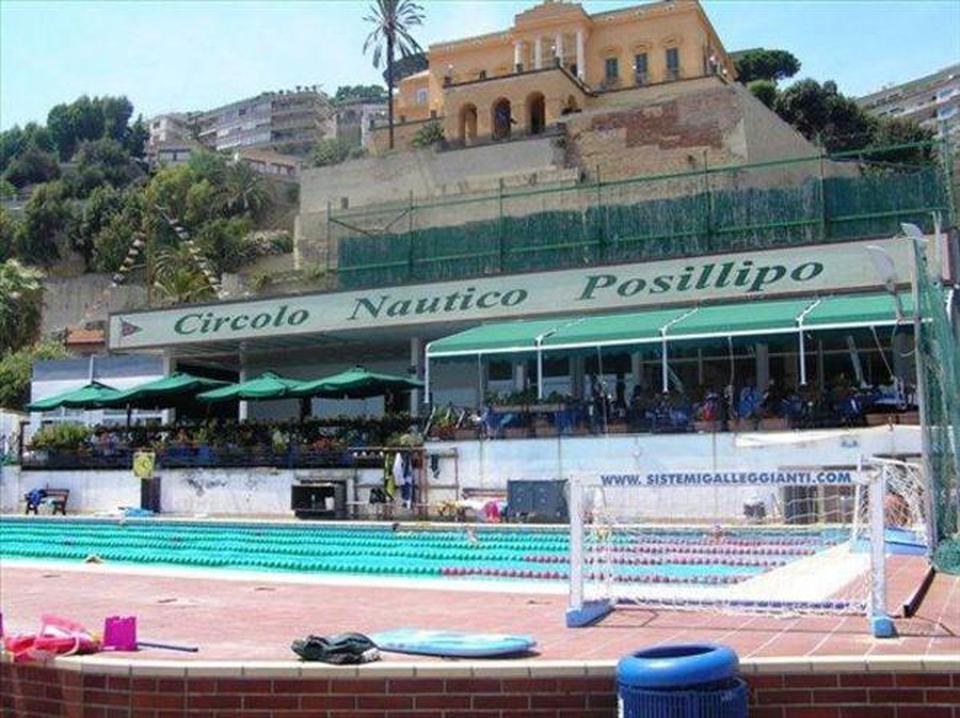 ‘Affittopoli’ ai circoli Posillipo e del tennis di Napoli: 5 indagati