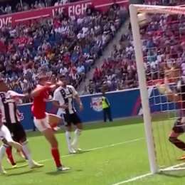 Juventus: supera ai rigori il Benfica, grande Clemenza