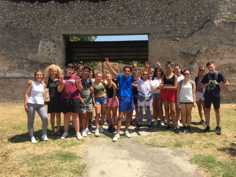 Gemellaggio Torre Annunziata-La Ciotat, comitiva francese in visita nella città oplontina