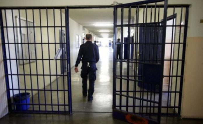 Garante nazionale dei detenuti: ipotesi arresti domiciliari per 3.359 persone