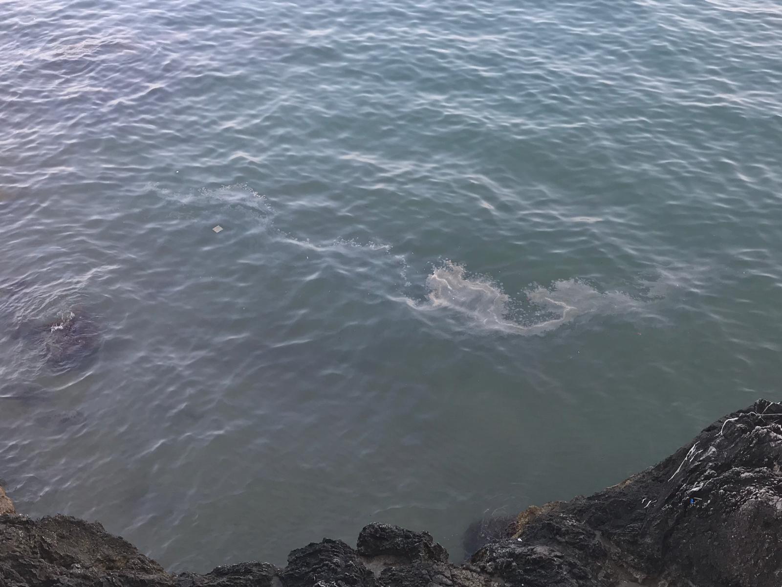 Marina di Camerota choc: scarico fognario al centro del lungomare. IL VIDEO