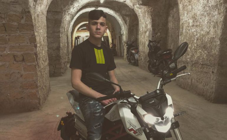 Troppi insulti e minacce: chiuso il profilo fb di Schiattarelli, il presunto assassino di Diamante