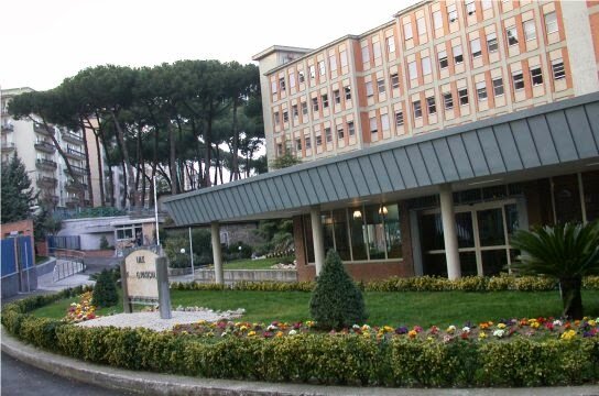 Stabilizzazione di 132 precari dell’Istituto dei Tumori di Napoli