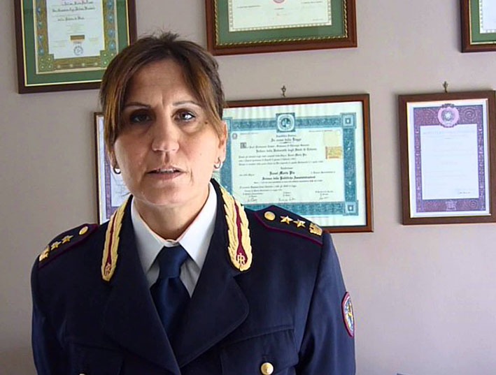 Per la prima volta una donna al comando della Polizia Stradale di Napoli