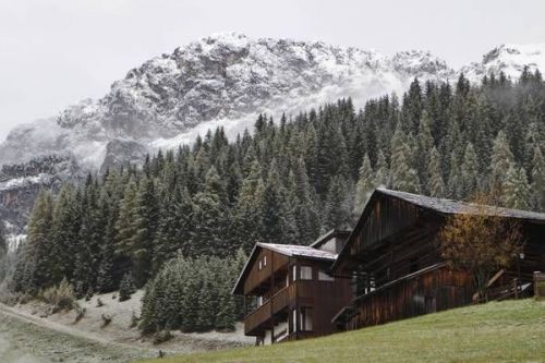 Maltempo: arriva già la prima neve sulle Dolomiti