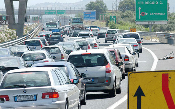 Esodo: traffico sulla Salerno-Reggio, 21 milioni in viaggio per le vacanze di agosto