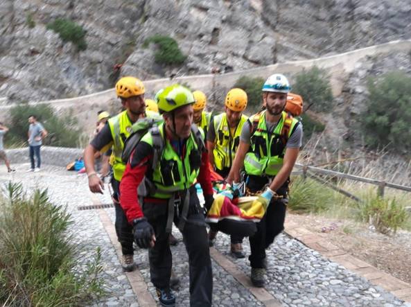 Strage del torrente Raganello: tecnici del soccorso alpino risalgono le gole alla ricerca dei dispersi