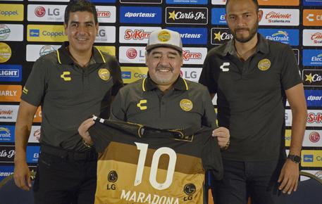 Maradona: in Messico allenerà la squadra B