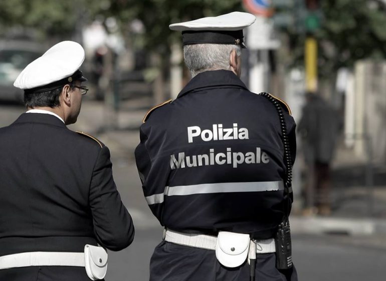 Napoli: dal Viminale arriva l’ ok per assumere 51 vigili urbani