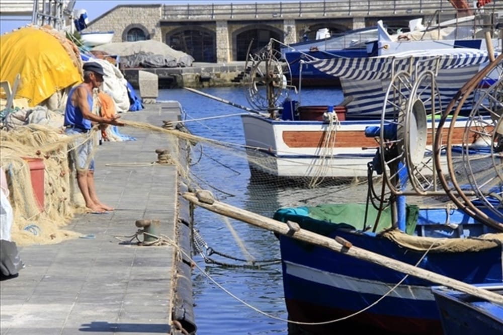 Truffa dei fondi comunitari: indagati 42 pescatori della Costiera Amalfitana