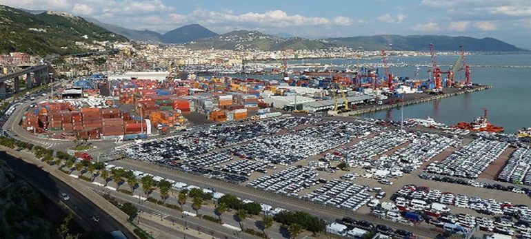 Traffico internazionale di droga nel porto di Salerno: due arresti