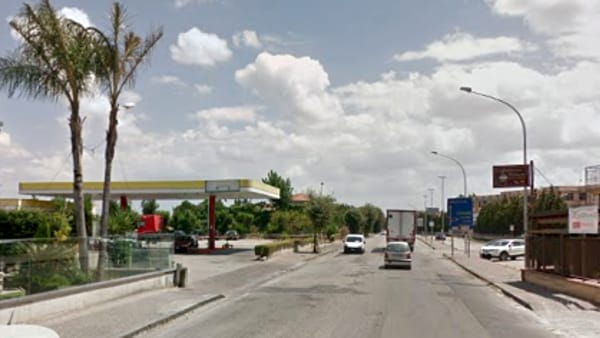Omicidio ad Aversa: ucciso in auto nel distributore di benzina sull’Asse Mediano