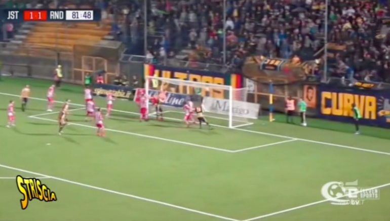 Il gol di Calò della Juve Stabia tra i più belli della settimana con quello di Insigne secondo Canale 5