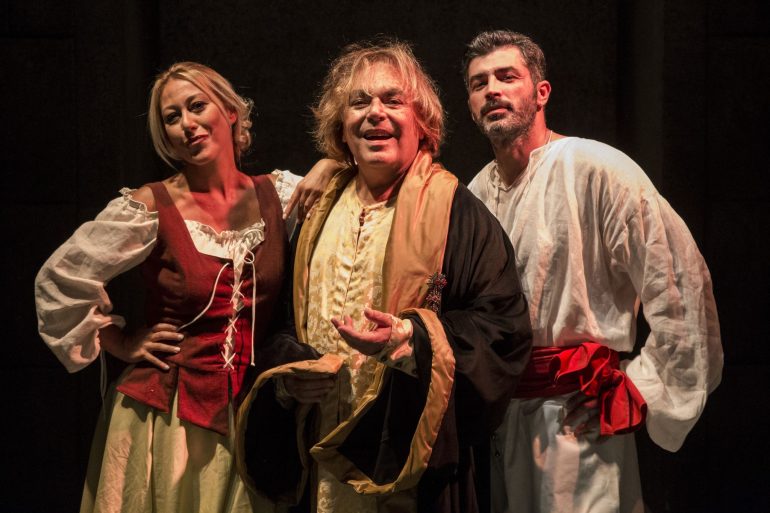 Masaniello di Elvio Porta e Armando Pugliese, per la regia di Lara Sansone al Teatro Sannazaro