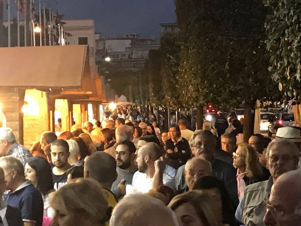 Pompei, 30mila persone in fila per la festa del cioccolato