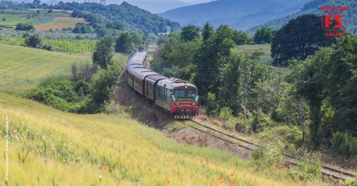 Il treno storico torna nel Casertano: fara’ tappa a Capua