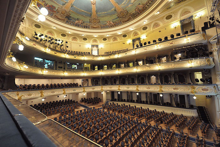 Lo Stabile di Napoli al Bolshoi Drama Theatre di San Pietroburgo con ‘Sei personaggi in cerca d’autore’
