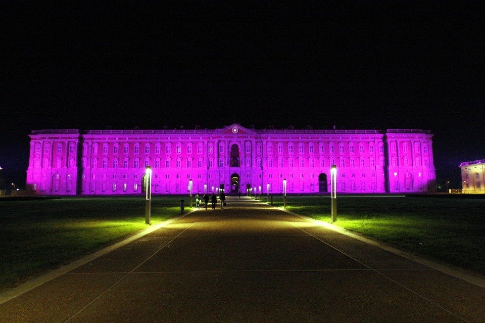 Domani sera, la Reggia si illumina di viola per la giornata mondiale contro il tumore al pancreas