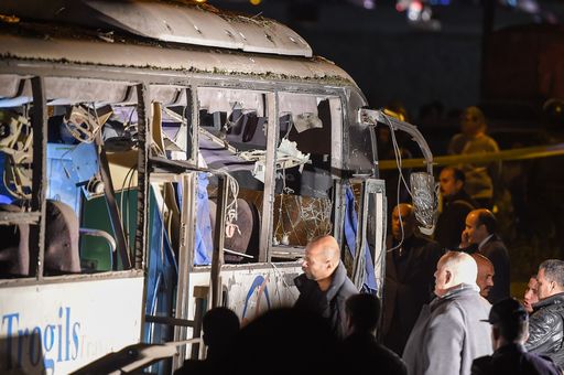 Attentato al bus turistico in Egitto: 4 morti e 11 feriti